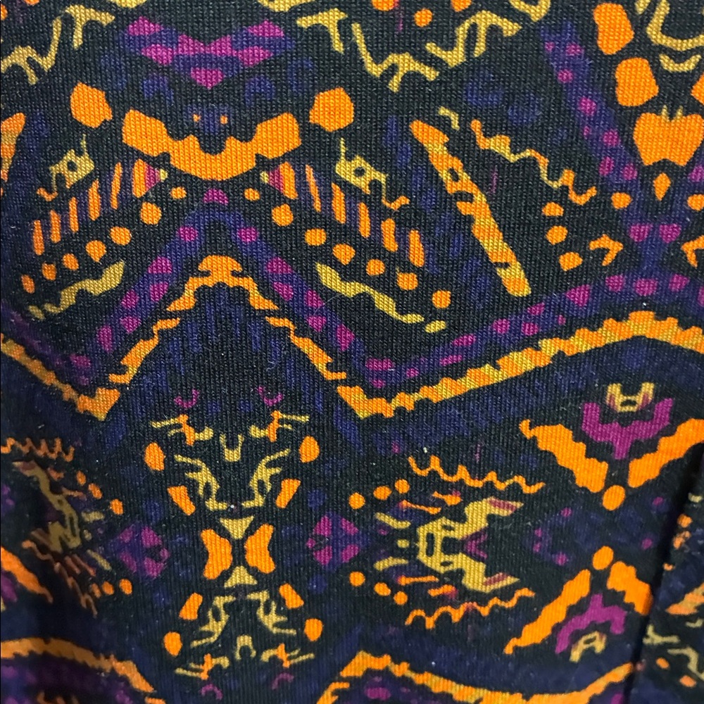 #40 - LuLaRoe Geometric Patterned Dress NWT - Picture 3 of 4